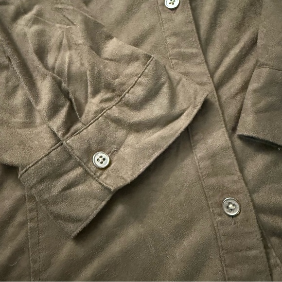 Chico's Womens Soft Brown Button Down Blouse Faux Suede Long Sleeves Top Sz 3/XL - Picture 4 of 6